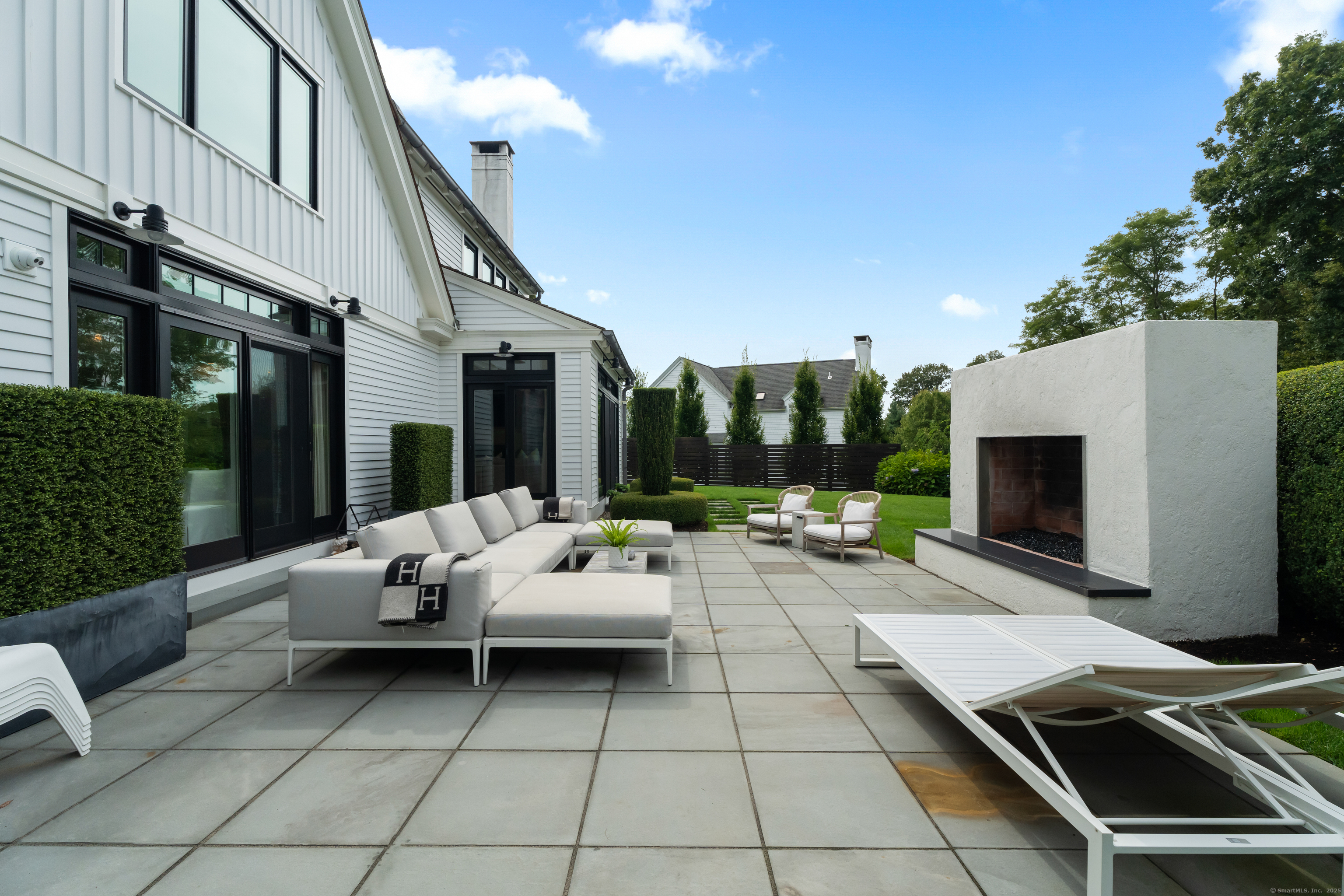 8 Gaylea Drive Branford CT 06405