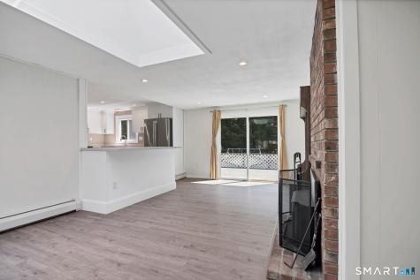 8 Charter Oak Drive East Lyme CT 06333