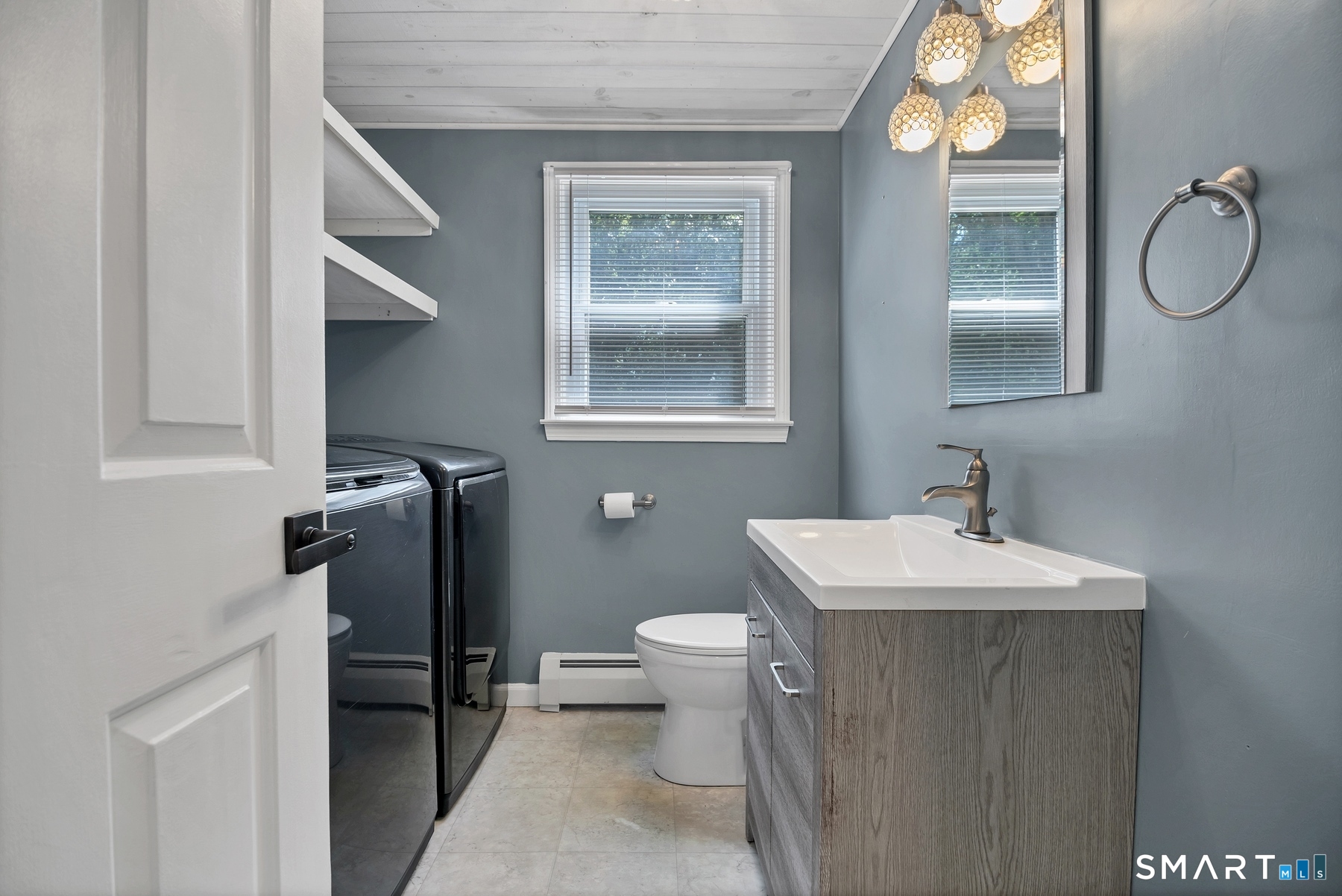 8 Charter Oak Drive East Lyme CT 06333