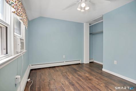 8 Charter Oak Drive East Lyme CT 06333
