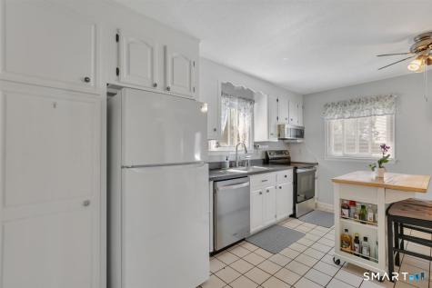 43 High Street Portland CT 06480