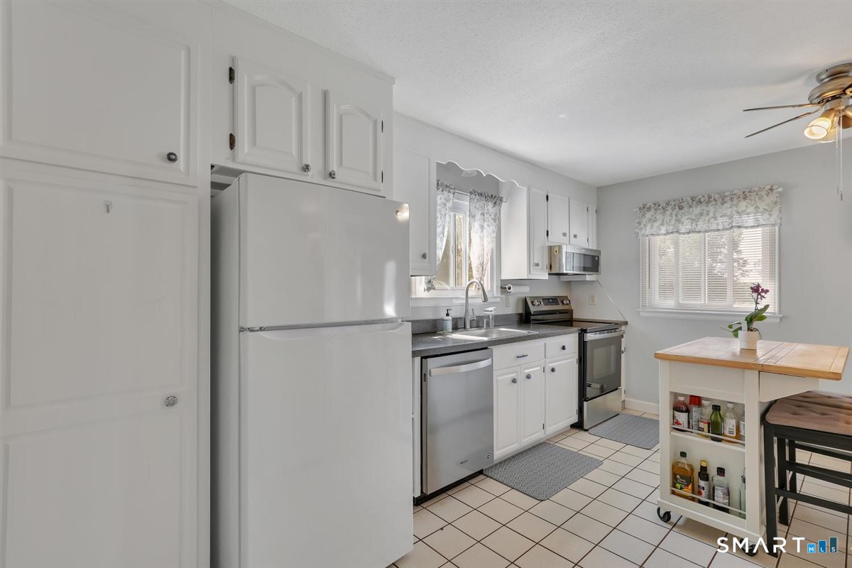43 High Street Portland CT 06480