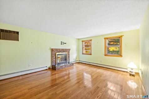 49 Woodside Drive Farmington CT 06085