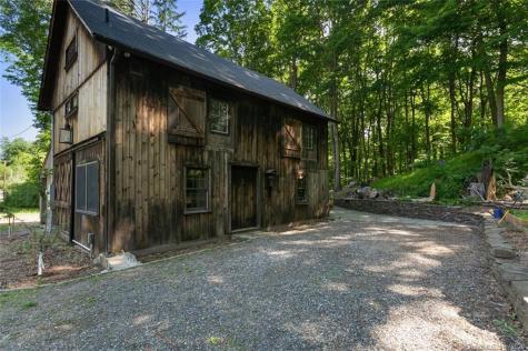 223 Hattertown Road Newtown CT 06470