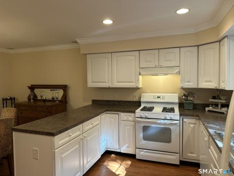 62 Allison Way East Haven CT 06512