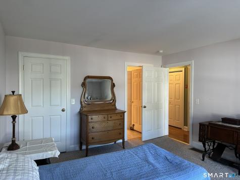 62 Allison Way East Haven CT 06512
