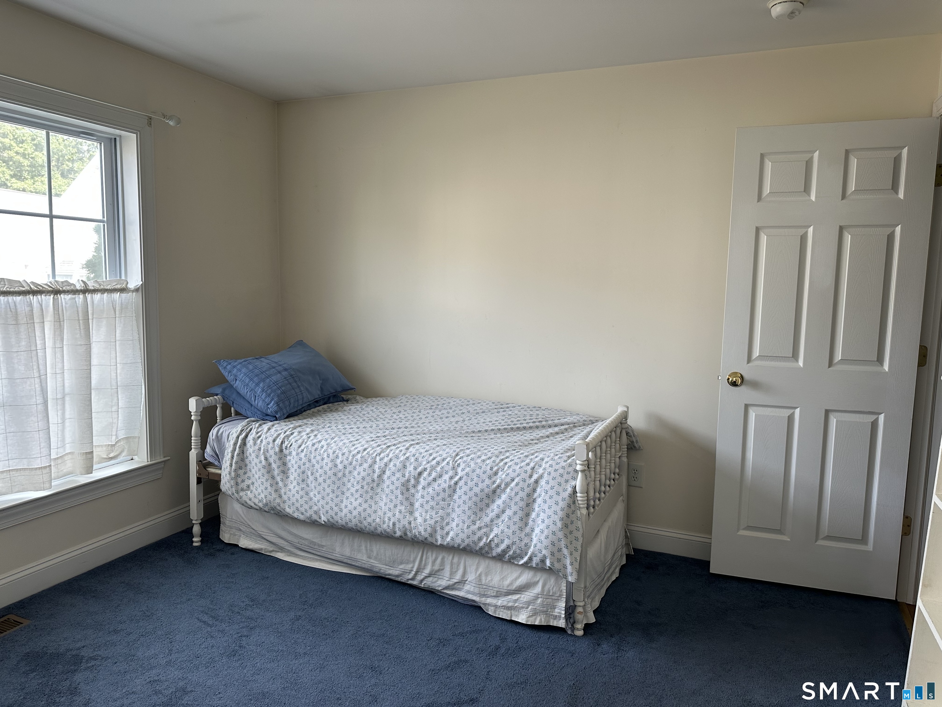 62 Allison Way East Haven CT 06512
