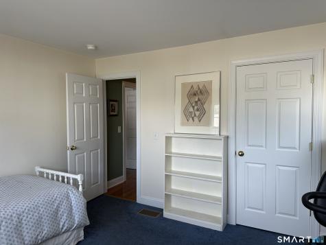 62 Allison Way East Haven CT 06512
