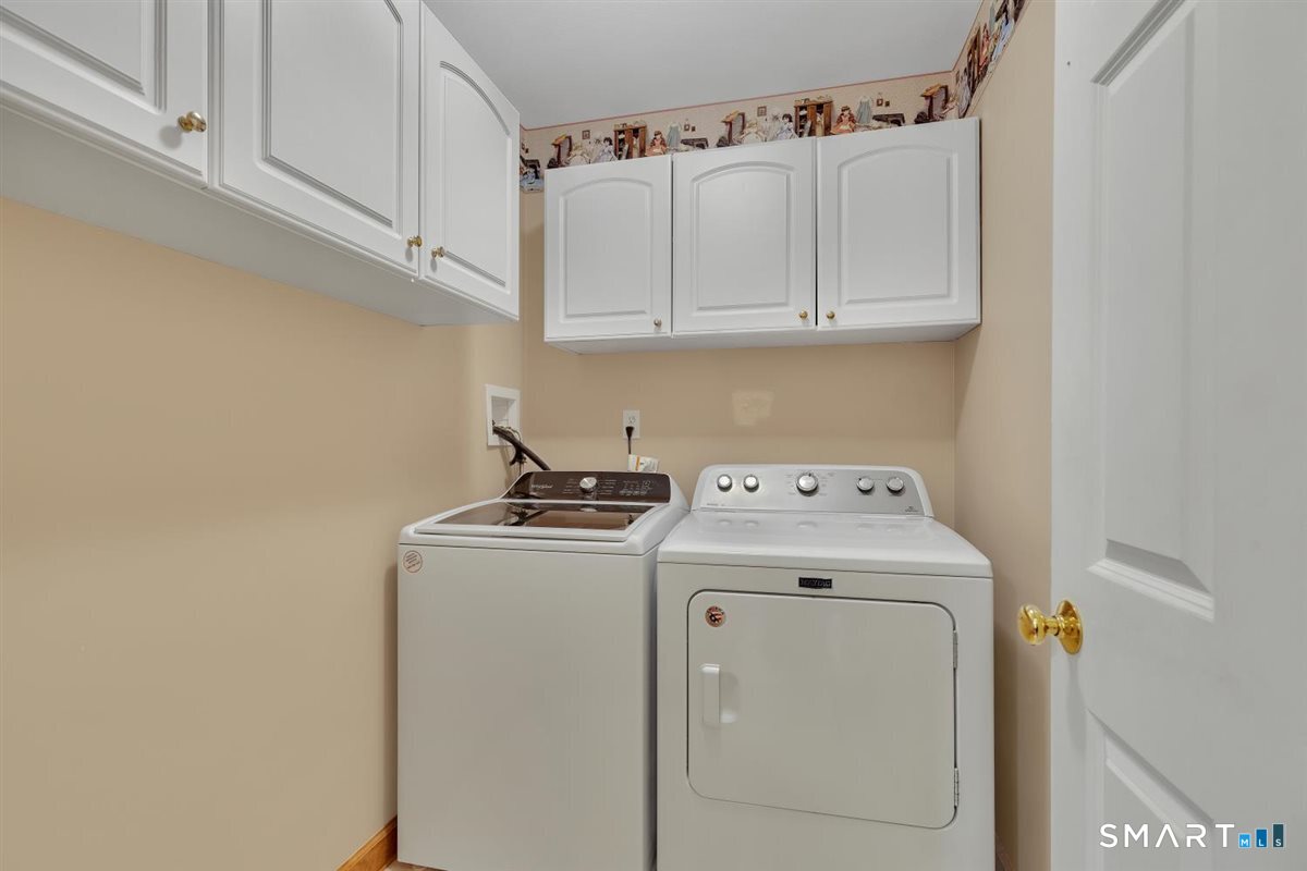 48 Lenti Drive Manchester CT 06040
