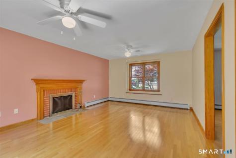 48 Lenti Drive Manchester CT 06040