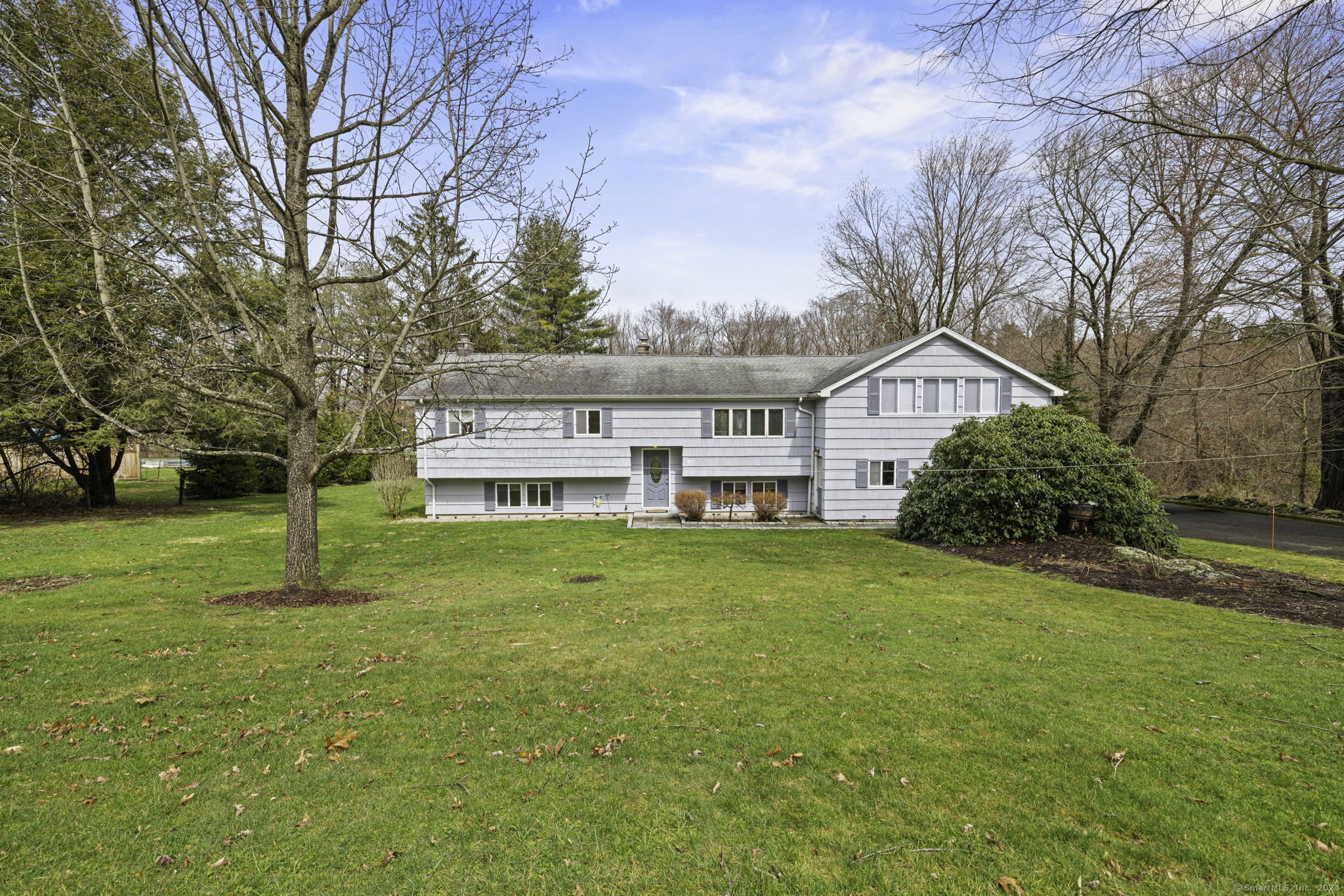 27 Linda Lane Bethel CT 06801