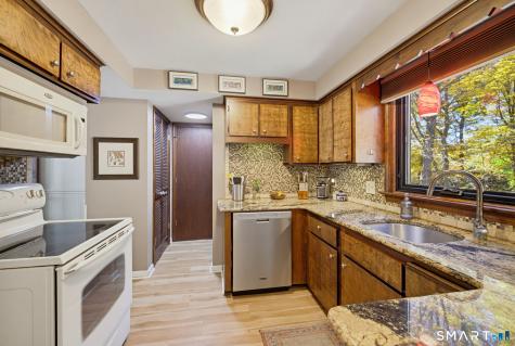 37 Tallwood Drive Vernon CT 06066