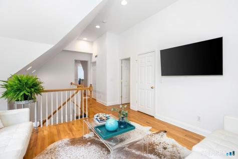 4 Seagate Road Darien CT 06820