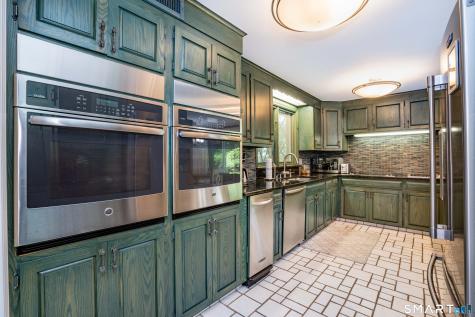 15 Rushleigh Road West Hartford CT 06117
