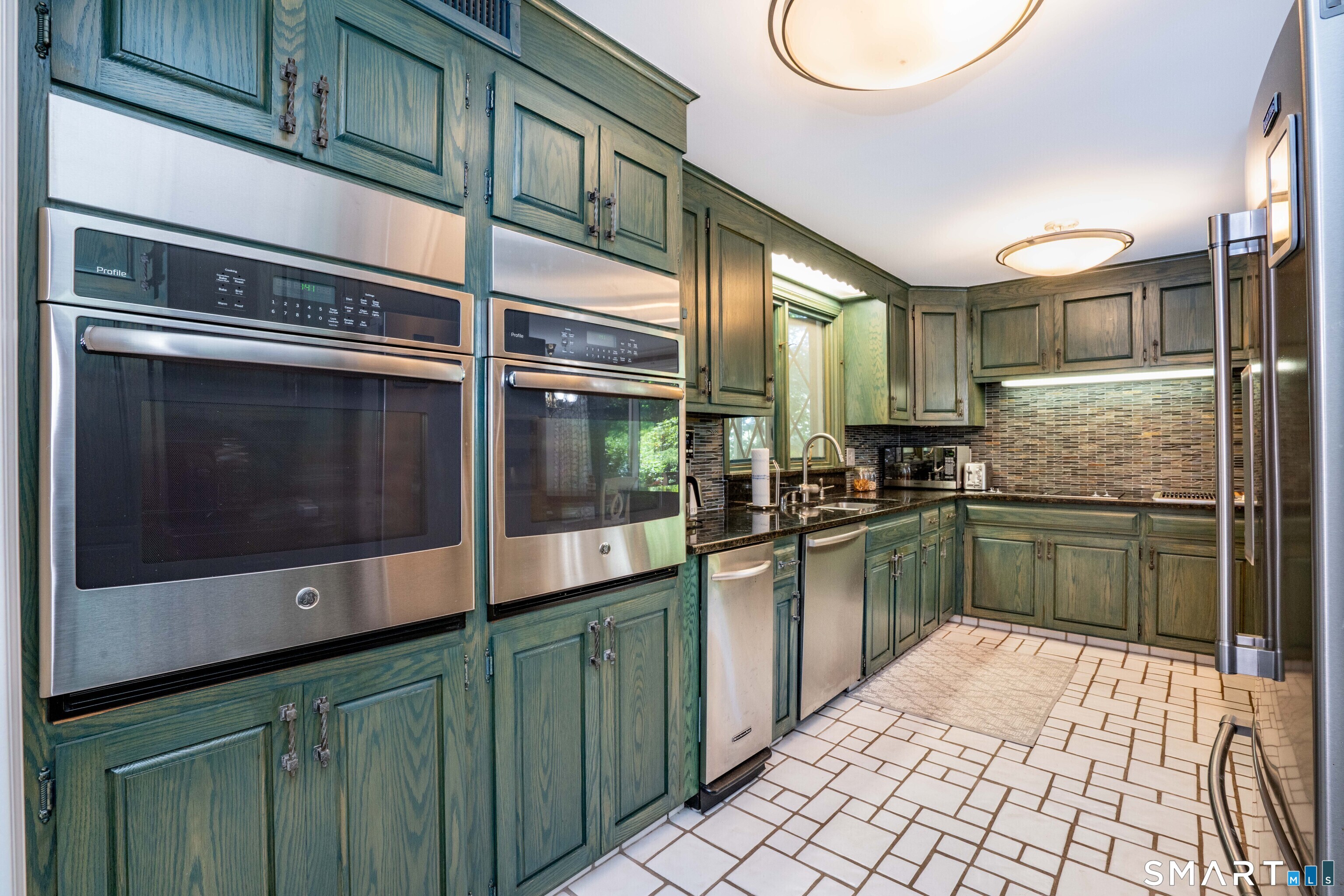 15 Rushleigh Road West Hartford CT 06117