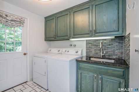 15 Rushleigh Road West Hartford CT 06117