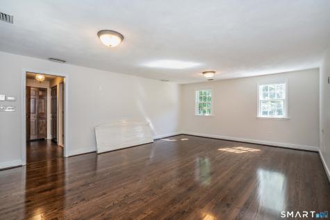 15 Rushleigh Road West Hartford CT 06117