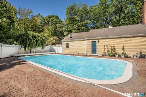 15 Rushleigh Road West Hartford CT 06117