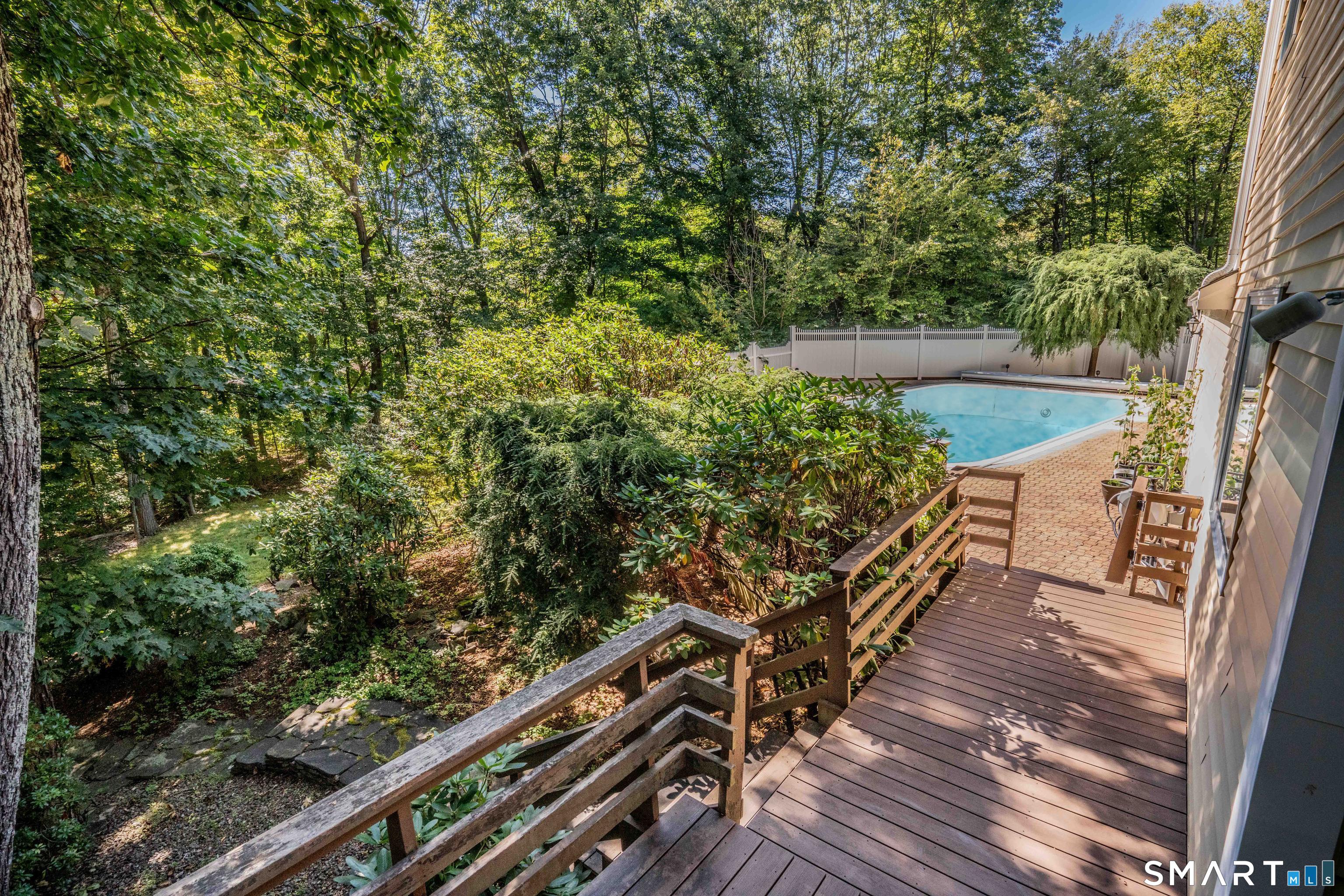 15 Rushleigh Road West Hartford CT 06117