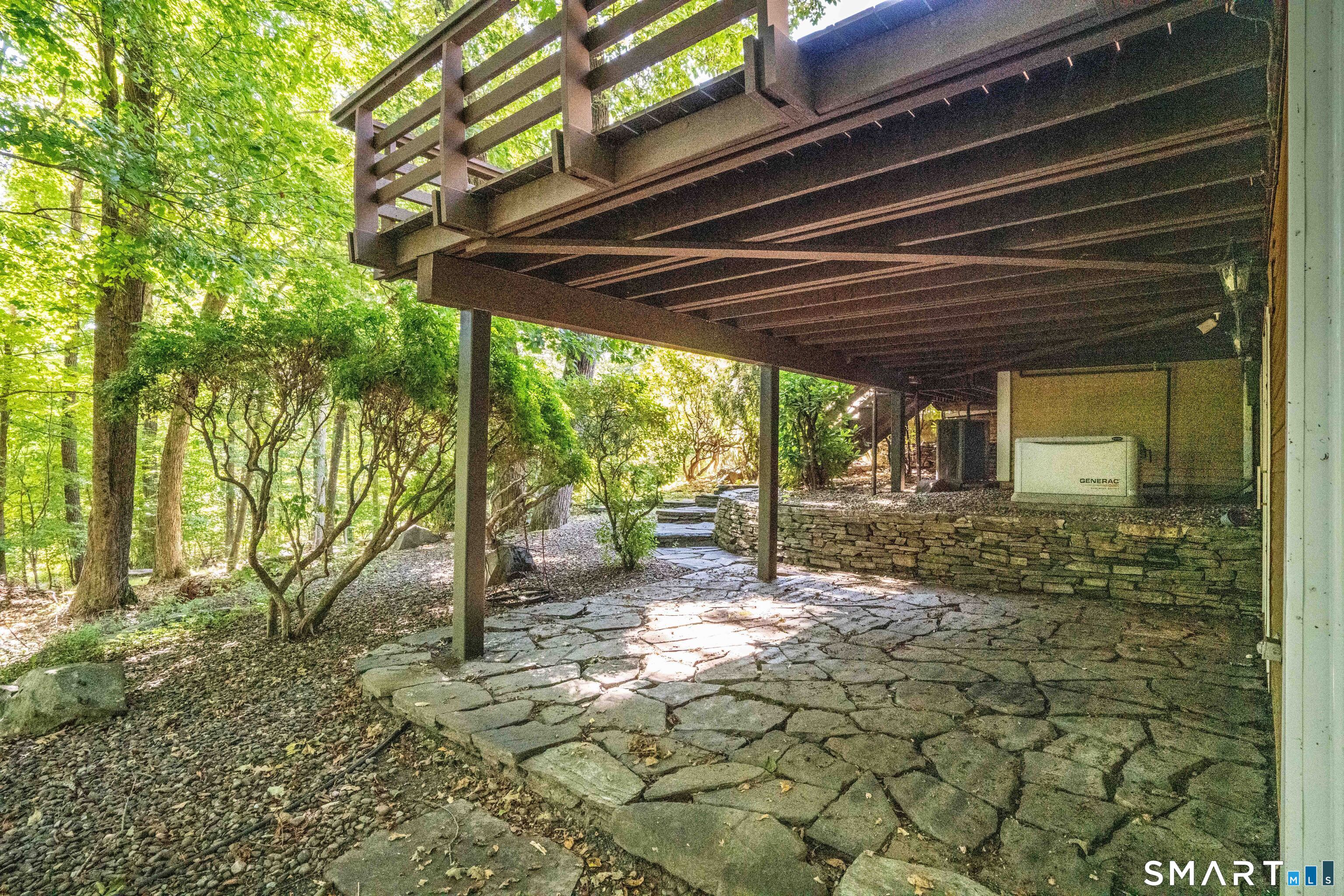 15 Rushleigh Road West Hartford CT 06117