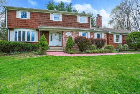 7 Carriage Drive Norwalk CT 06850