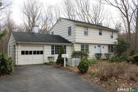 12 Sportsman's Hill Road Madison CT 06443