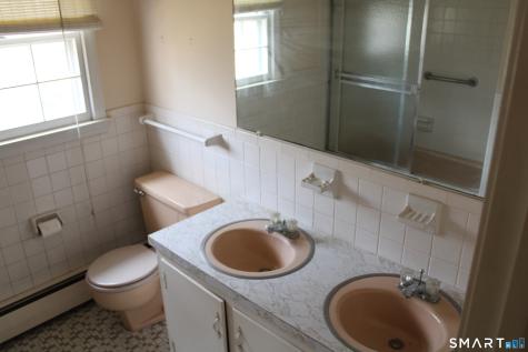 12 Sportsman's Hill Road Madison CT 06443