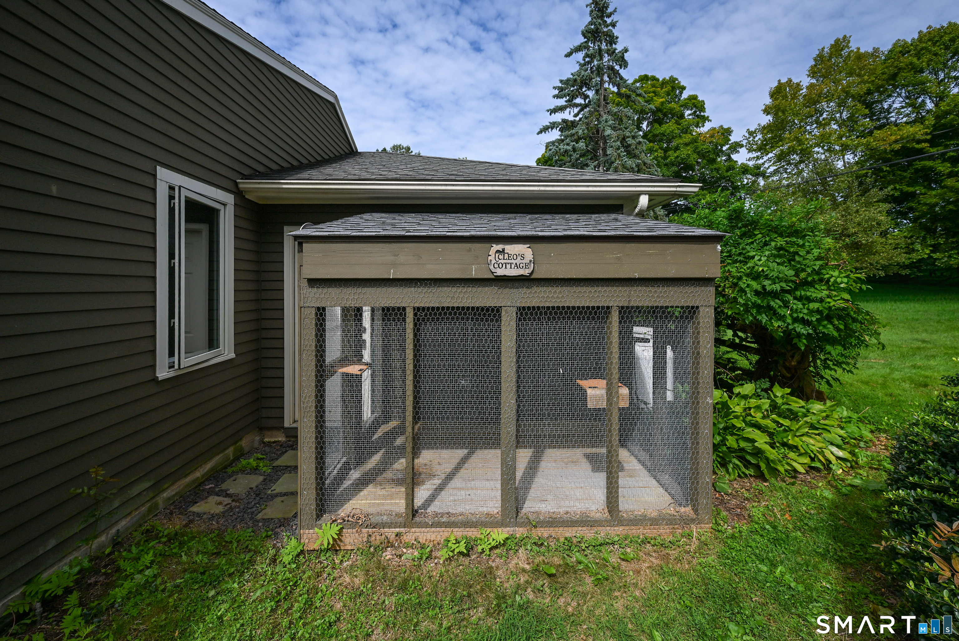 5 Taunton Lake Drive Newtown CT 06470