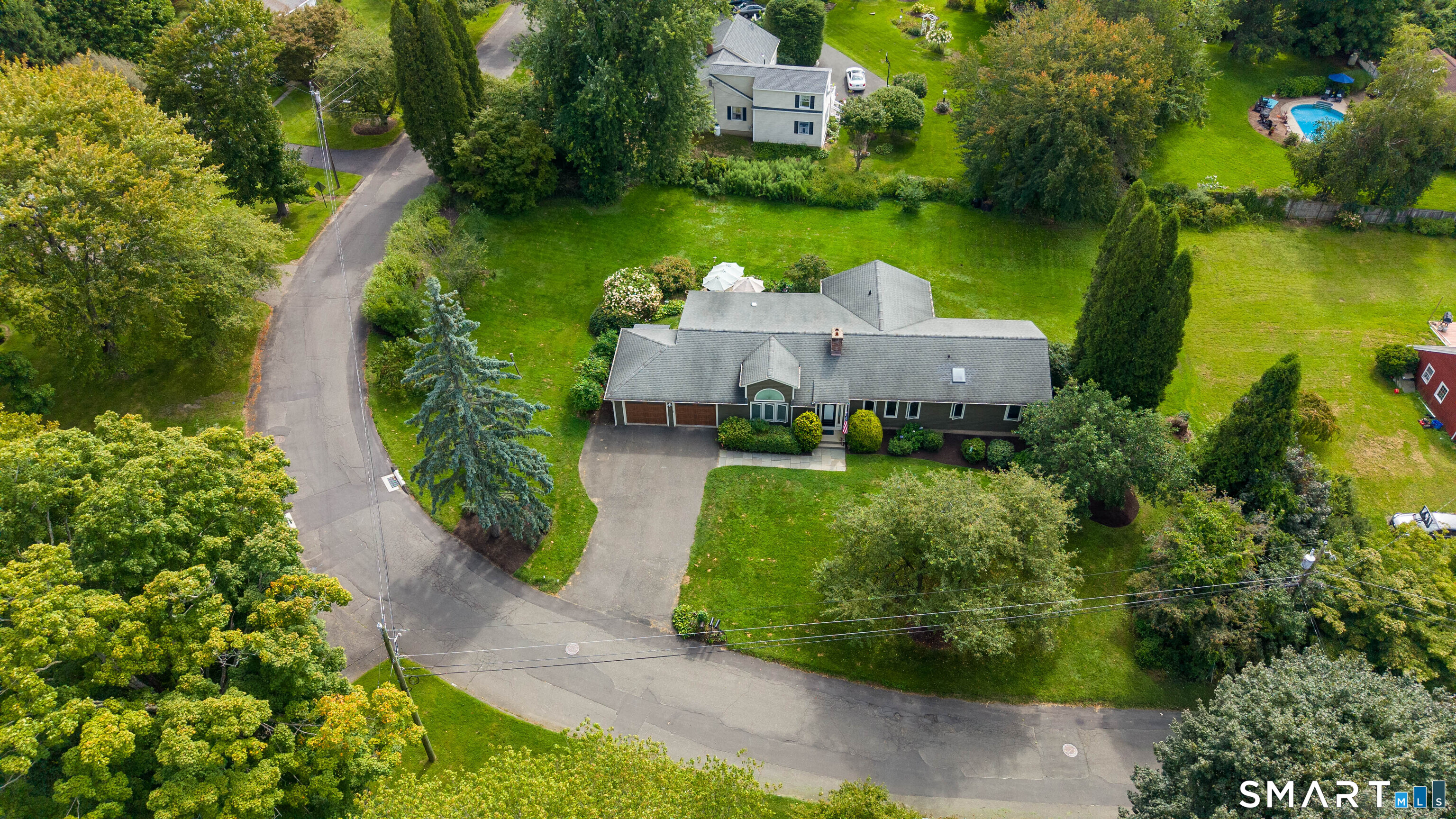 5 Taunton Lake Drive Newtown CT 06470