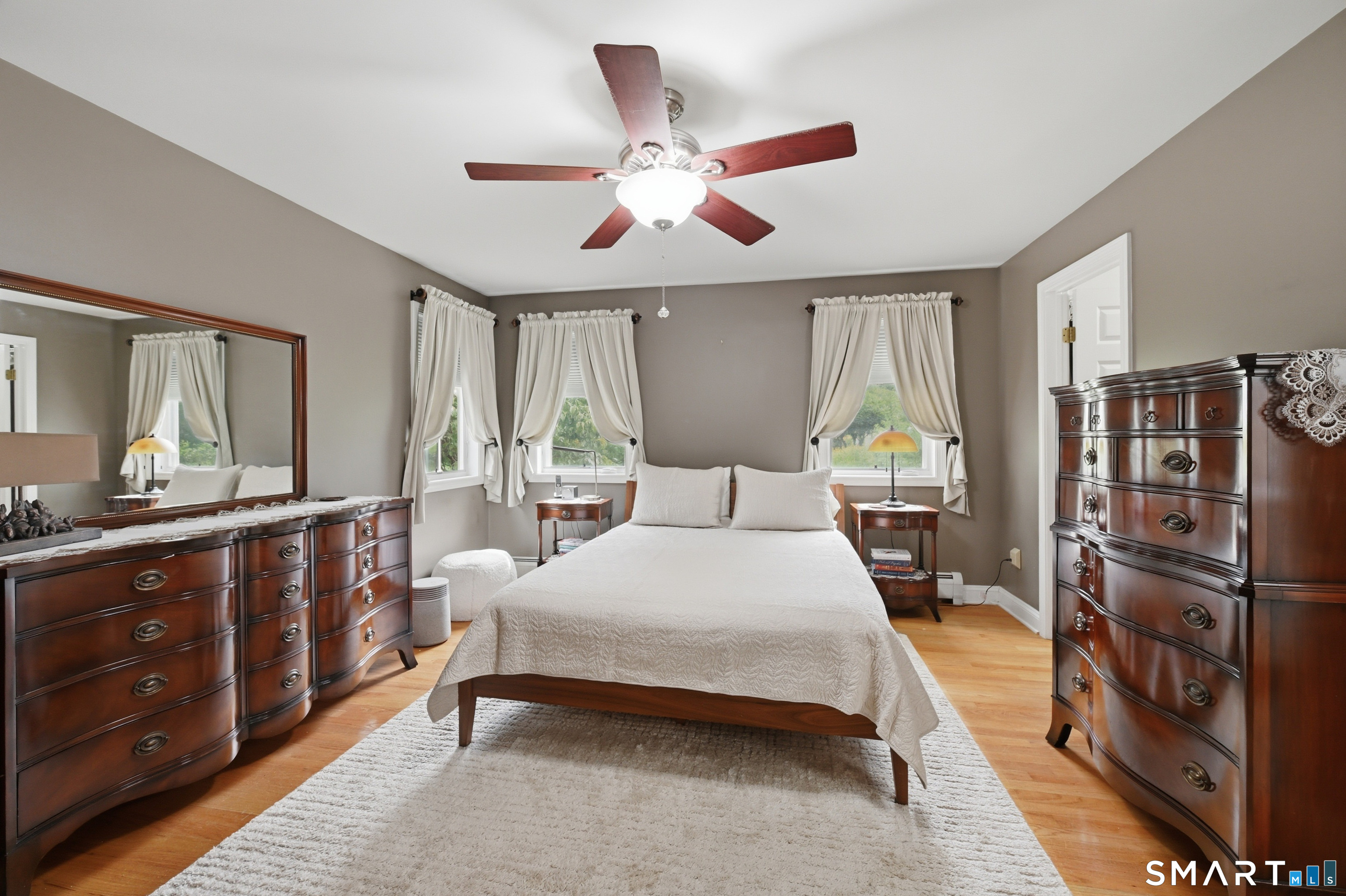 5 Taunton Lake Drive Newtown CT 06470