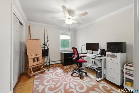 5 Taunton Lake Drive Newtown CT 06470