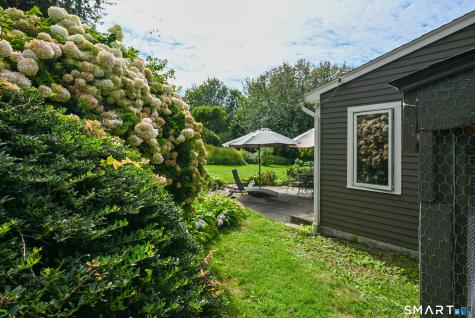 5 Taunton Lake Drive Newtown CT 06470