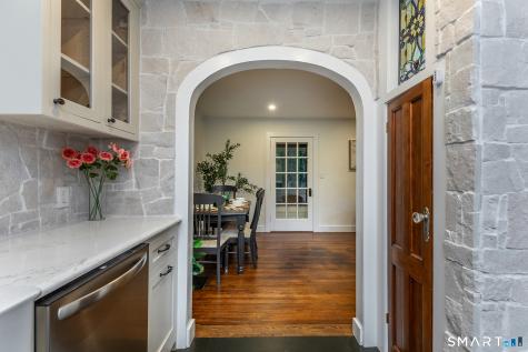 16 River Road Sharon CT 06069