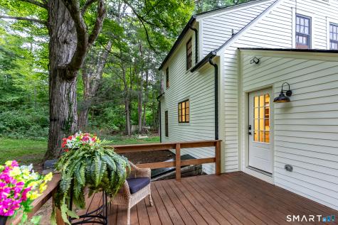 16 River Road Sharon CT 06069