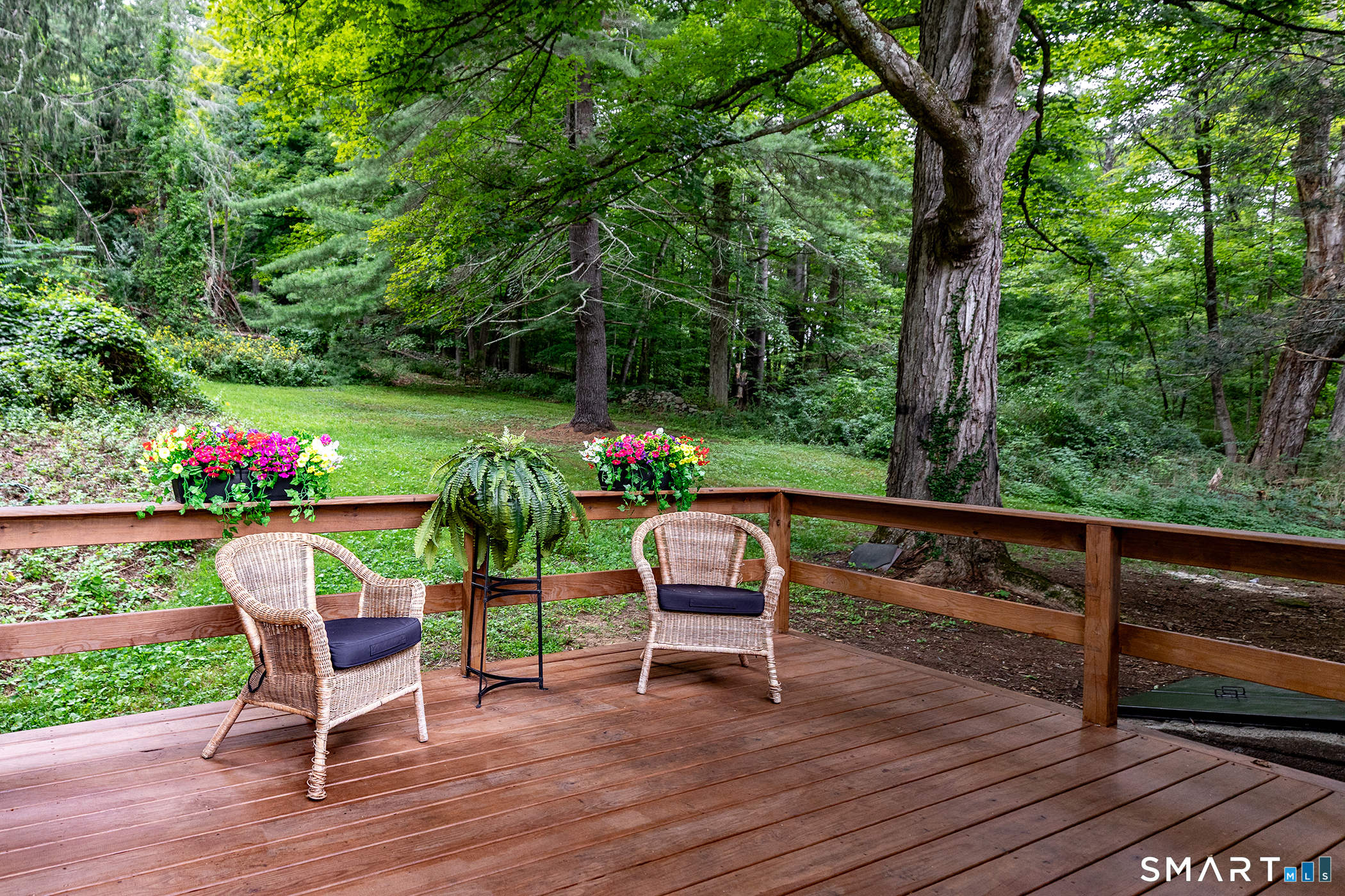16 River Road Sharon CT 06069
