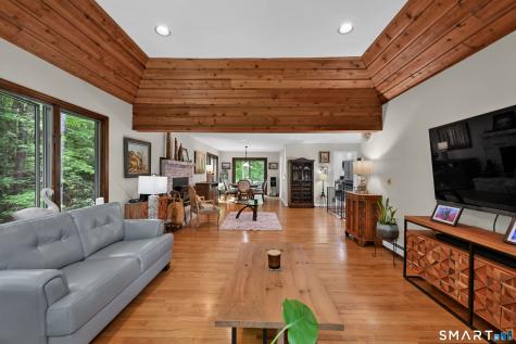 10 Candleview Drive Sherman CT 06784