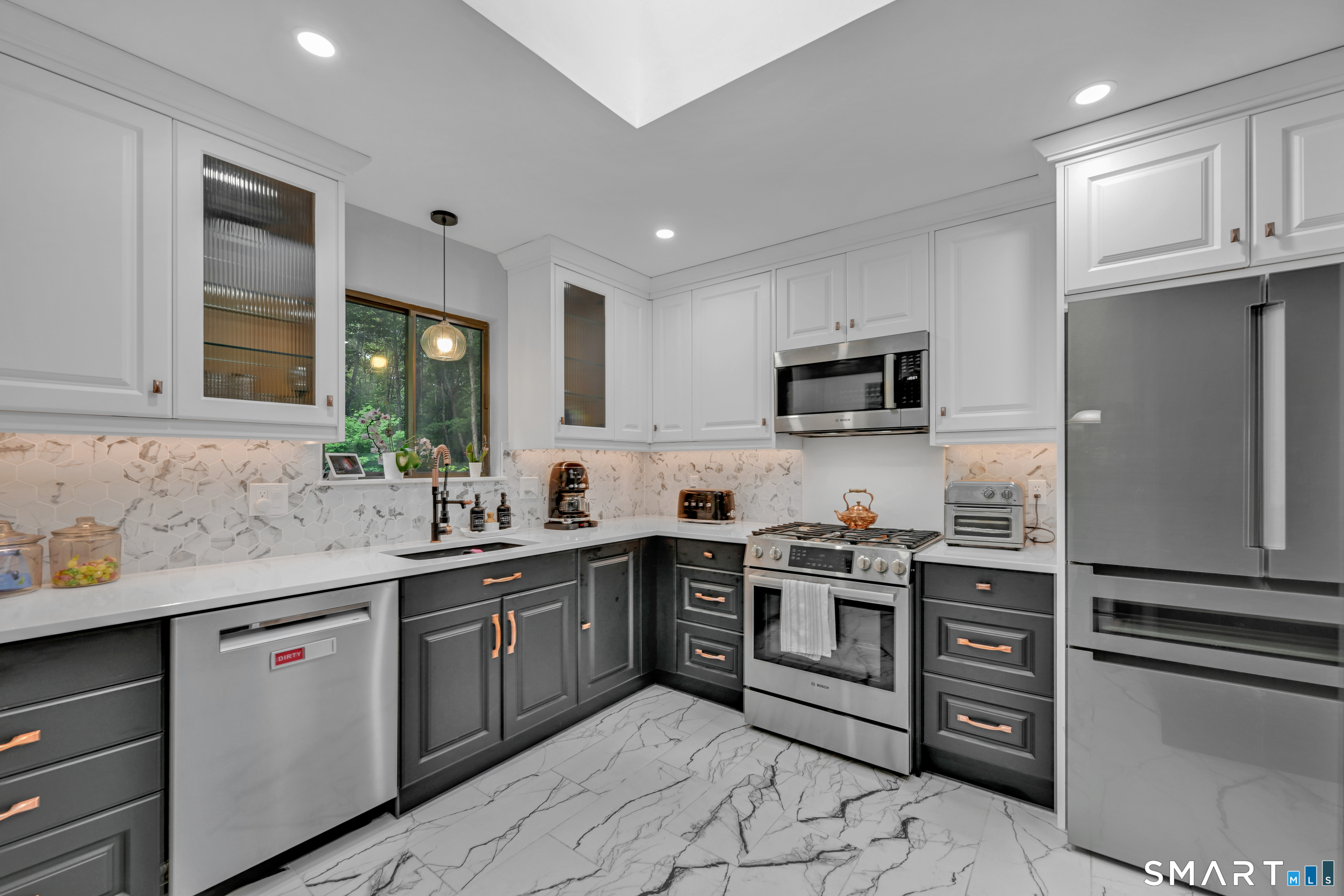 10 Candleview Drive Sherman CT 06784