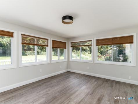 6 Liberty Terrace North Haven CT 06473