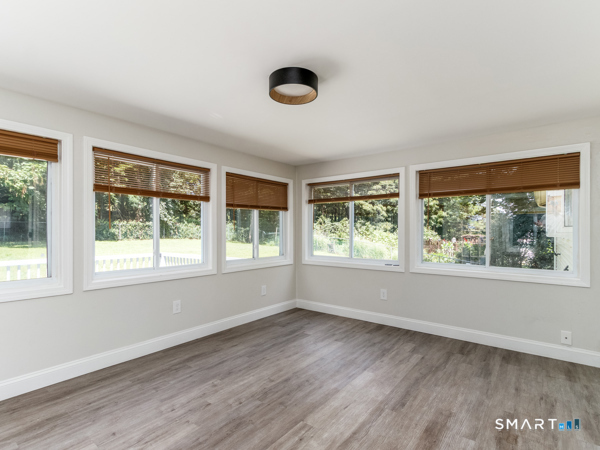 6 Liberty Terrace North Haven CT 06473