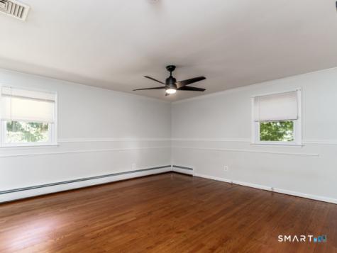 6 Liberty Terrace North Haven CT 06473