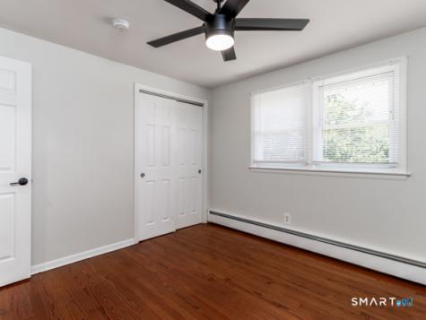 6 Liberty Terrace North Haven CT 06473