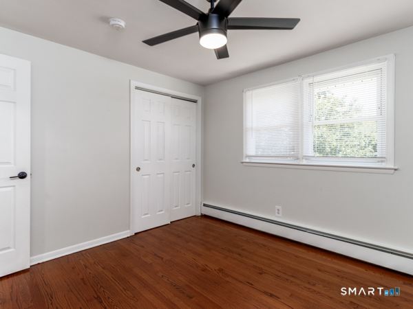 6 Liberty Terrace North Haven CT 06473