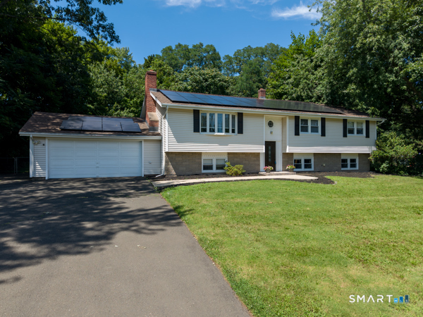 6 Liberty Terrace North Haven CT 06473