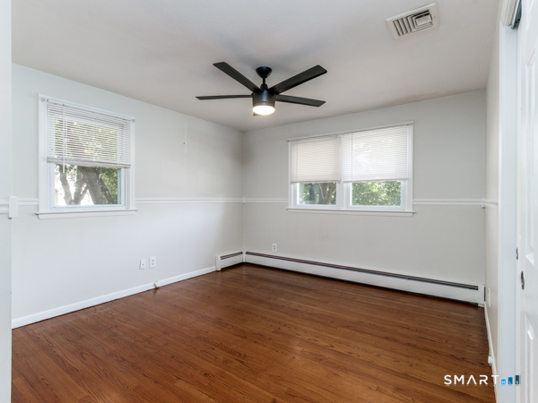 6 Liberty Terrace North Haven CT 06473