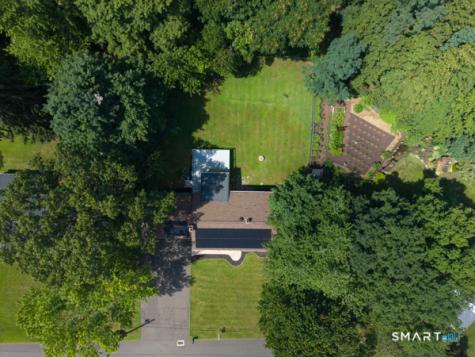 6 Liberty Terrace North Haven CT 06473