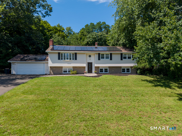 6 Liberty Terrace North Haven CT 06473