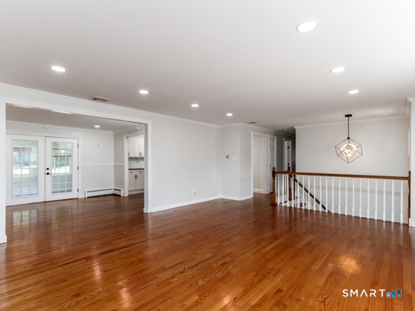 6 Liberty Terrace North Haven CT 06473