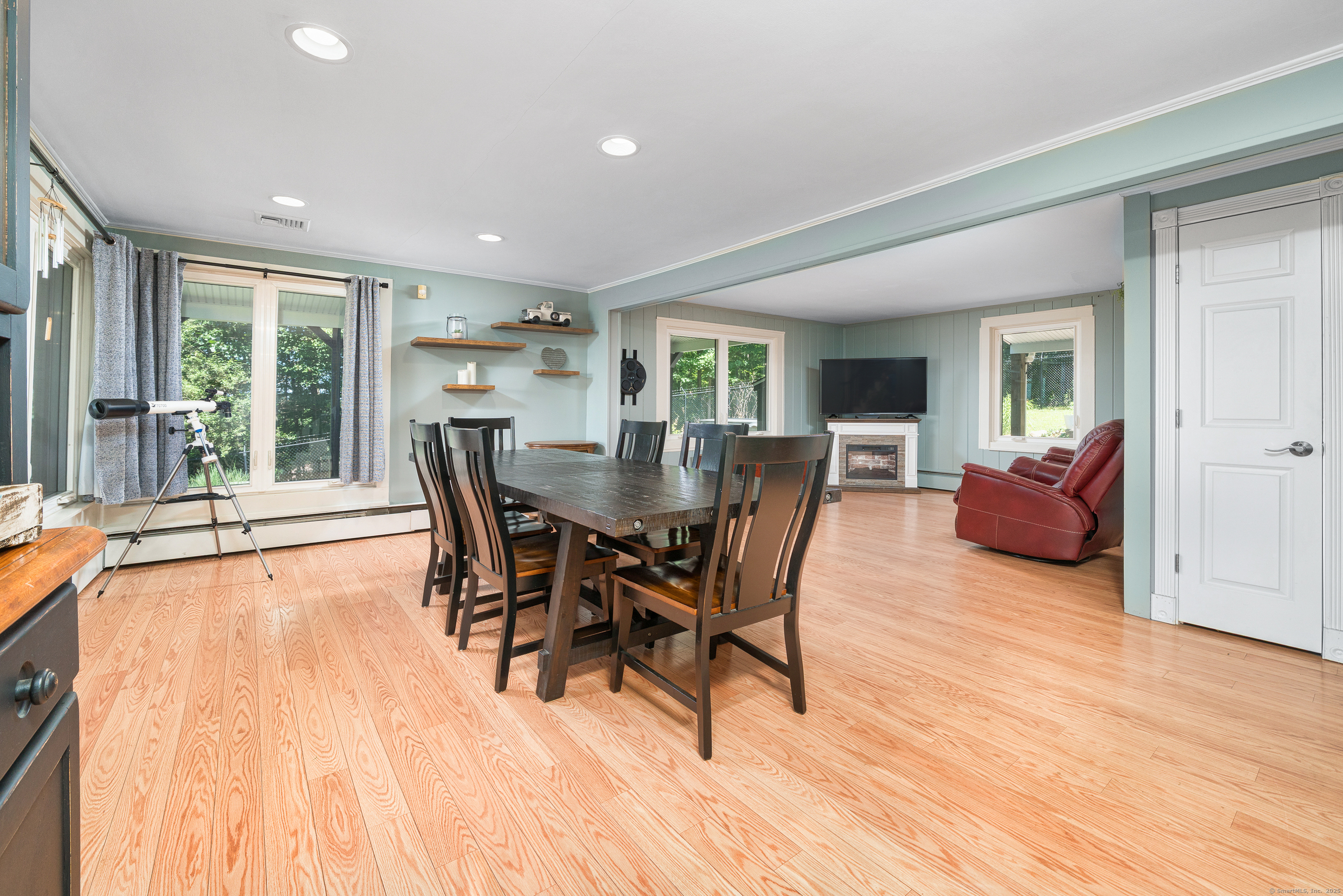 12 Sydney Lane Cromwell CT 06416