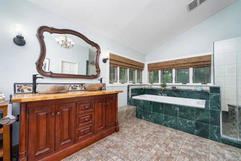 12 Sydney Lane Cromwell CT 06416