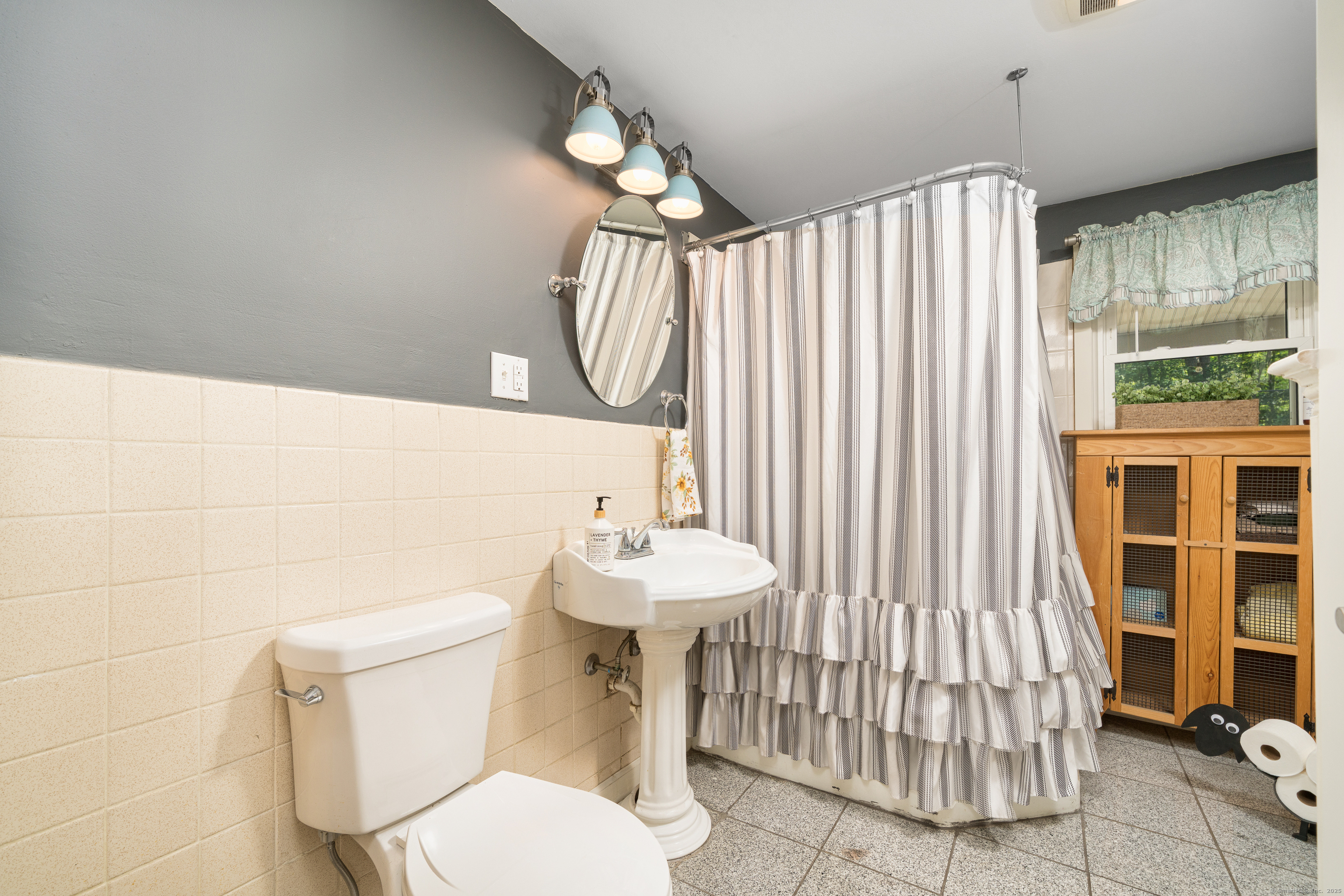 12 Sydney Lane Cromwell CT 06416